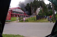 Видео: в Рыбинске горел спортивный стадион «Звезда»