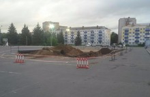 В Рыбинске провалился асфальт у дворца спорта «Полет»