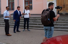 Илья Варламов и Владимир Слепцов гуляют по Ярославлю: фото