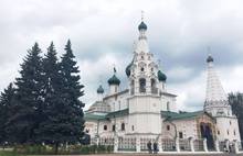 В Ярославле снимают кресты с храма Ильи Пророка 