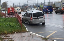 Тройное ДТП: в Ярославле столкнулись две легковушки и «ГАЗель»