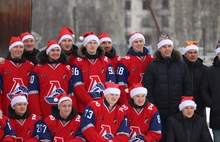 Фоторепортаж: Хоккеисты «Локомотива» сделали совместное новогоднее фото