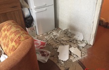 Спасло чудо: в Ярославле на бабушку обрушился потолок 