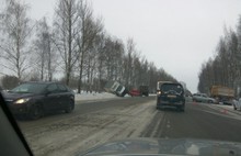 Массовая авария случилась на въезде в Ярославль