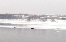 Льдину с рыбаками унесло вниз по Волге после пуска Угличской ГЭС