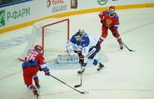 Все 33 удовольствия: хоккейная сборная России в Ярославле одолела Финляндию