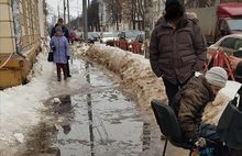 В Ярославле появились тротуары-катки: пострадала 87-летняя пенсионерка