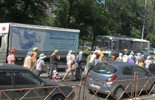 В Ярославле начался традиционный Крестный ход с Казанской иконой Божией Матери. Фоторепортаж