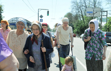 В Ярославле начался традиционный Крестный ход с Казанской иконой Божией Матери. Фоторепортаж