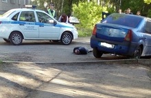 «Валялся около иномарки»: в Ярославле рядом с детсадом задержали пьяного водителя