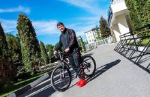 В акции «На работу на велосипеде» за Ярославль «отдувался» Михаил Крупин