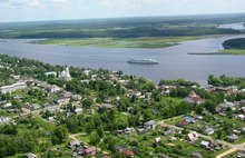 Полиция проверит: в Ярославской области пятилетнего ребенка из многодетной семьи привязывали к столбу