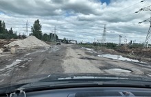 Символично: отремонтированная дорога закончилась перед знаком «Ярославль»