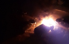 В Ярославле ночью взорвался автомобиль