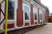 В Переславле в храме 19 века вставили пластиковые окна: к делу хотели подключить полицию 
