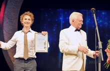На XX кинематографическом фестивале «Созвездие» в Ярославле лучшим актерам вручили премии. Фоторепортаж