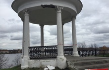 В Ярославле рушится символ города – беседка на Волжской набережной
