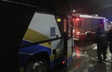 В Ярославле горел пассажирский автобус: видео