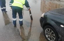 Ярославский водитель попал в подводную ловушку: видео