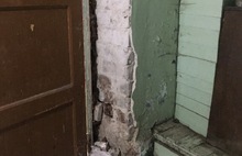 Люди боятся за жизнь детей: в Ярославле разваливается жилой дом