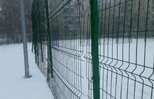 В Ярославле разваливаются спортплощадки у школ