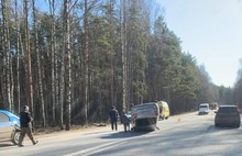 Под Ярославлем в результате ДТП перевернулась легковушка