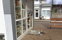 В Ярославле в Брагино случилась ночь разбитых стекол