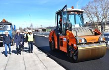 В Ярославле приступили к асфальтировке Добрынинского моста