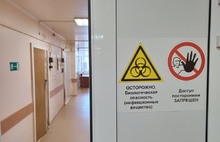 В Рыбинске возле госпиталя поставили антикоронавирусные дорожные знаки