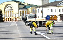 В центре Ярославля начали наносить дорожную разметку