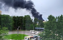 Столб черного дыма поднялся над Ярославлем