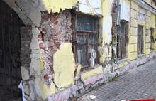 В Ярославле дом-памятник может обрушиться на прохожих