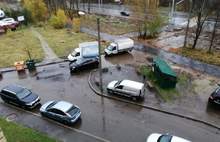 В Ярославле в ходе благоустройства новый двор превратили в «грязное месиво»