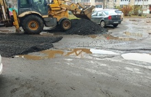 В Ярославской области жители поселка самостоятельно отремонтировали дорогу