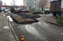 В Ярославской области жители поселка самостоятельно отремонтировали дорогу