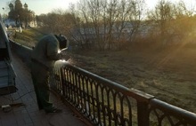 В Ярославле восстановят поврежденный вандалами забор на набережной
