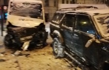 В Ярославле в ДТП маршрутки и внедорожника пострадали три человека