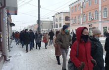 Участники шествия в Ярославле сообщили о первых задержаниях
