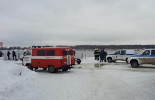 В Рыбинске со льдины спасли двух рыбаков: видео спецоперации