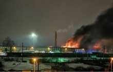 В Рыбинске горит завод «Магма»