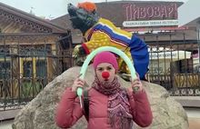 В День смеха на улицах Ярославля можно было встретить клоунов