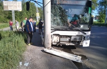 В ДТП с автобусом в Ярославле пострадали 10 человек