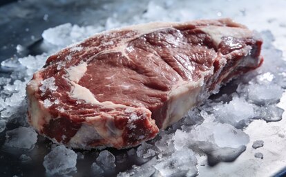 В Ярославской области пытались ввести в оборот мясо неизвестного происхождения