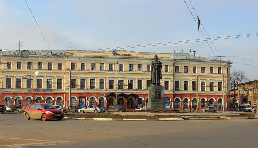 Продается трехэтажное офисное здание в исторической части Ярославля