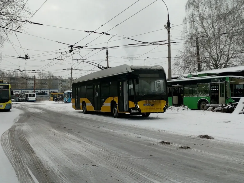 В Рыбинск приехали три новых троллейбуса