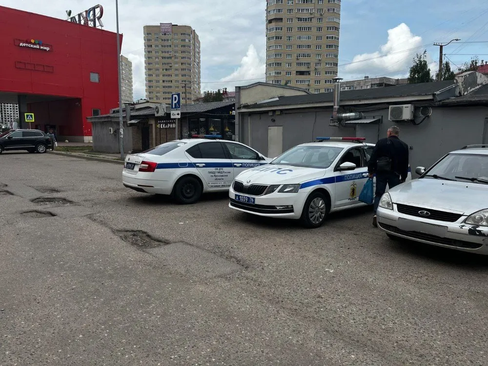 У торгового центра в Ярославле сделают парковку для инвалидов
