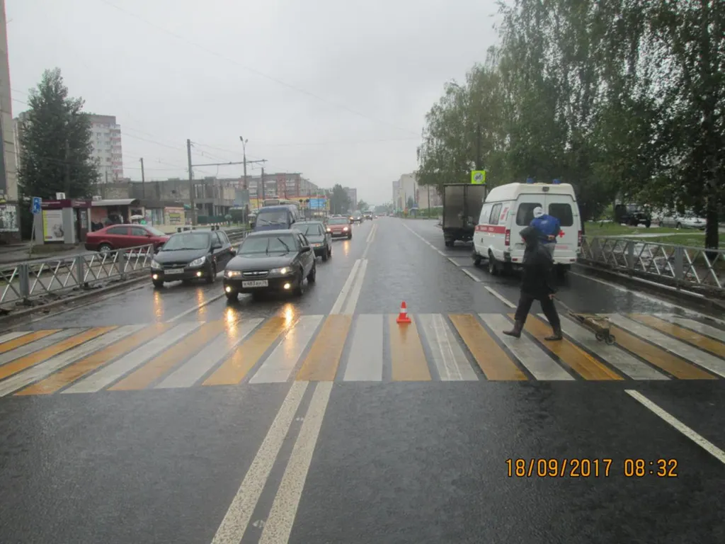 В Ярославле снова сбили пешехода на нерегулируемом переходе