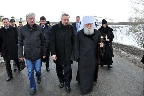 От ярославцев игуменью Варвару поздравили руководители области и города