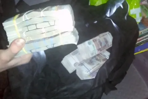 В Ярославле напали на мужчину с миллионом рублей в сумке