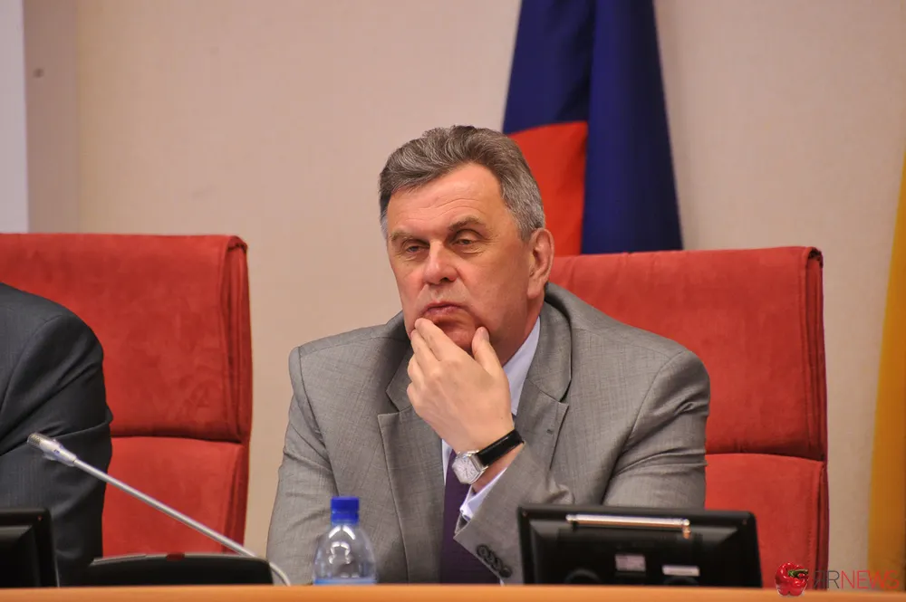 В рейтинге эффективности губернаторов Сергей Ястребов стал предпоследним